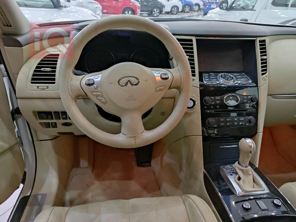 ئينفنتي QX70